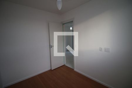 Quarto 1 de apartamento para alugar com 2 quartos, 45m² em Ramos, Rio de Janeiro