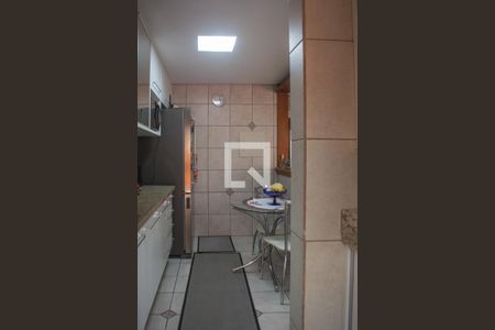 Casa de condomínio à venda com 230m², 3 quartos e 2 vagasCozinha