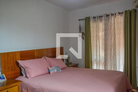 Casa de condomínio à venda com 230m², 3 quartos e 2 vagasSiite