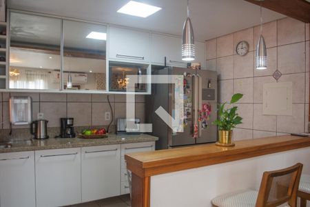 Casa de condomínio à venda com 230m², 3 quartos e 2 vagasCozinha