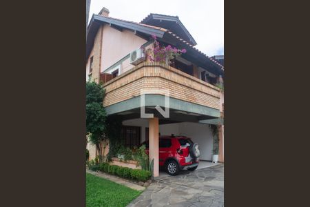 Casa de condomínio à venda com 230m², 3 quartos e 2 vagasFachada casa