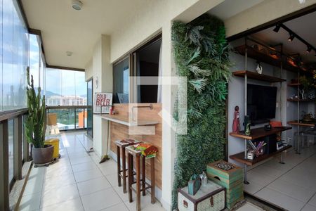 Varanda de apartamento à venda com 3 quartos, 78m² em Jacarepaguá, Rio de Janeiro