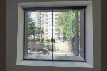 Quarto, vista aberta  de apartamento para alugar com 1 quarto, 64m² em Vila Nova Conceição, São Paulo