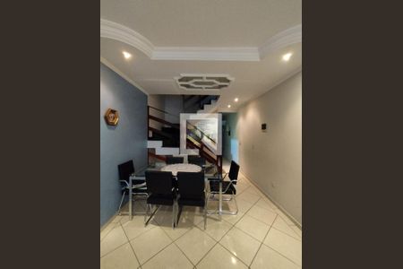 Casa à venda com 3 quartos, 136m² em Parque Novo Oratório, Santo André