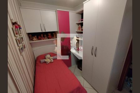 Casa à venda com 136m², 3 quartos e 2 vagas