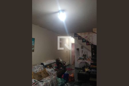 Casa à venda com 168m², 3 quartos e 2 vagas