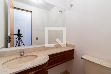 Lavabo de apartamento para alugar com 4 quartos, 167m² em Moema, São Paulo