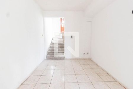 Sala de casa para alugar com 2 quartos, 80m² em Vila Romero, São Paulo