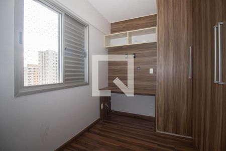 Quarto 1 de apartamento para alugar com 3 quartos, 71m² em Samambaia Sul, Brasília