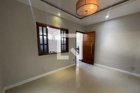 Sala de casa para alugar com 2 quartos, 65m² em Vila São Luis, Duque de Caxias