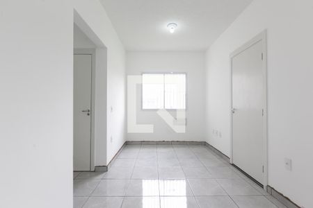 Sala de apartamento para alugar com 2 quartos, 38m² em Jardim Santo Antonio, São Paulo