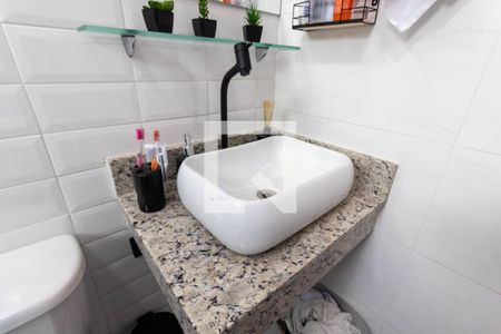 Casa de condomínio à venda com 150m², 3 quartos e 3 vagasBanheiro da Suíte