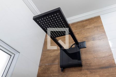 Casa de condomínio à venda com 150m², 3 quartos e 3 vagasChuveiro