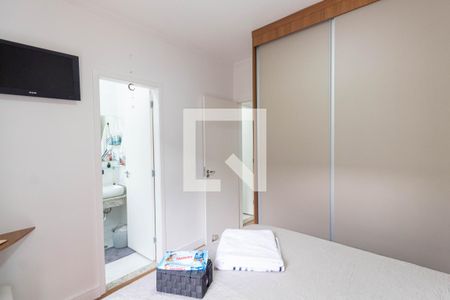 Casa de condomínio à venda com 150m², 3 quartos e 3 vagasQuarto Suíte