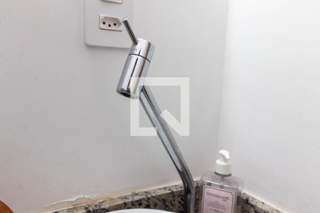 Casa de condomínio à venda com 150m², 3 quartos e 3 vagasBanheiro - torneira