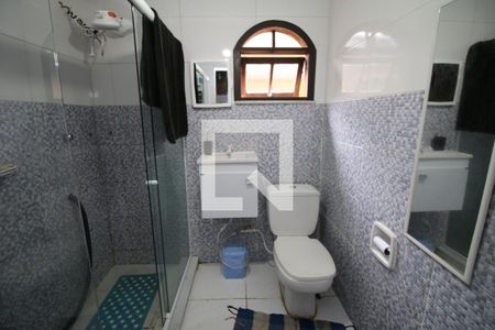 Banheiro de casa à venda com 1 quarto, 44m² em Olaria, Rio de Janeiro