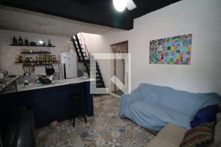 Sala de casa para alugar com 1 quarto, 44m² em Olaria, Rio de Janeiro