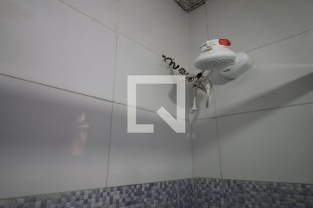 Banheiro de casa para alugar com 1 quarto, 44m² em Olaria, Rio de Janeiro