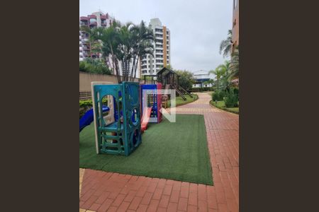 Apartamento à venda com 74m², 2 quartos e 2 vagasFoto 04