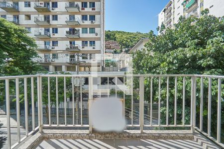 Apartamento à venda com 80m², 2 quartos e 1 vagaSala Varanda Vista