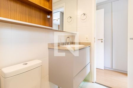 Apartamento para alugar com 69m², 2 quartos e 2 vagas Apartamento para alugar com 69m², 2 quartos e 2 vagasBanheiro da Suíte