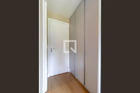Apartamento para alugar com 69m², 2 quartos e 2 vagas Apartamento para alugar com 69m², 2 quartos e 2 vagasDetalhe da suite