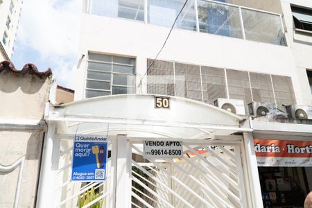 Apartamento à venda com 72m², 2 quartos e sem vagaFachada - Plaquinha do QuintoAndar