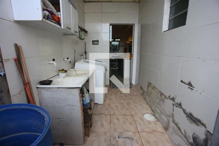 Casa à venda com 609m², 5 quartos e 4 vagasÁrea de Serviço