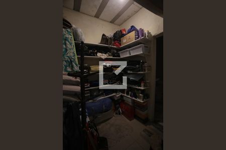 Casa à venda com 609m², 5 quartos e 4 vagasCloset da suíte