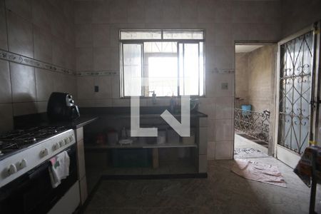 Casa à venda com 609m², 5 quartos e 4 vagasCozinha