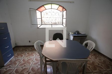 Casa à venda com 609m², 5 quartos e 4 vagasquarto