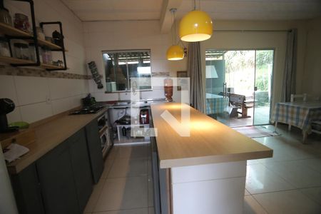 Casa à venda com 609m², 5 quartos e 4 vagasCasa 2 Cozinha