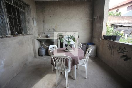 Casa à venda com 609m², 5 quartos e 4 vagasÁrea de Serviço