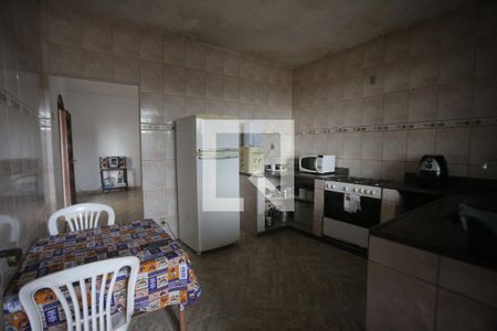 Casa à venda com 609m², 5 quartos e 4 vagasCozinha