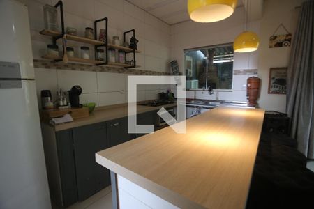 Casa à venda com 609m², 5 quartos e 4 vagasCasa 2 Cozinha