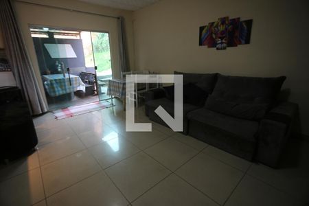 Casa à venda com 609m², 5 quartos e 4 vagasCasa 2 sala
