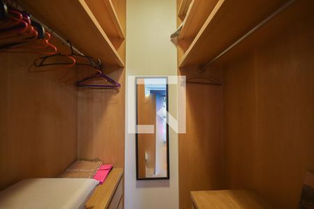 Apartamento à venda com 47m², 1 quarto e 1 vagaArmário do Quarto