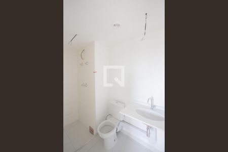 Banheiro de apartamento à venda com 1 quarto, 33m² em Santo Amaro, São Paulo