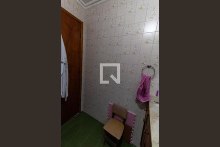 Casa à venda com 159m², 3 quartos e 2 vagas Casa à venda com 159m², 3 quartos e 2 vagasBanheiro