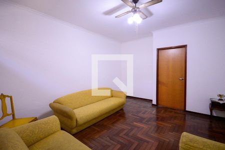 Sala  de casa à venda com 3 quartos, 128m² em Vila Gumercindo, São Paulo