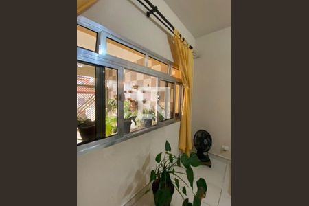 Casa à venda com 200m², 4 quartos e 2 vagas