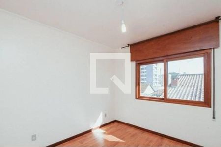 Casa à venda com 4 quartos, 296m² em Vila Ipiranga, Porto Alegre
