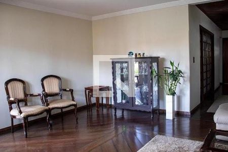 Casa à venda com 7 quartos, 500m² em Vila Rosalia, Guarulhos