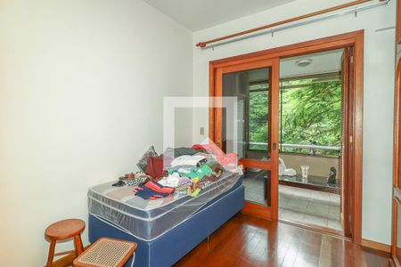Apartamento à venda com 167m², 3 quartos e 2 vagas Apartamento à venda com 167m², 3 quartos e 2 vagasQuarto 2