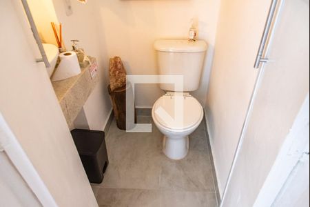 Lavabo de apartamento à venda com 2 quartos, 64m² em Vila Monumento, São Paulo