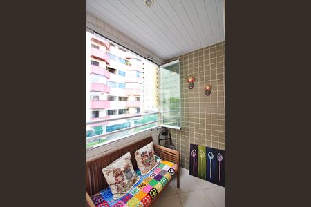 Apartamento à venda com 70m², 2 quartos e 1 vagaQuarto 1 - Suíte Sacada