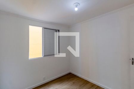 Quarto 1 de apartamento para alugar com 2 quartos, 48m² em Vila Carmosina, São Paulo