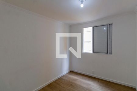 Quarto 1 de apartamento para alugar com 2 quartos, 48m² em Vila Carmosina, São Paulo