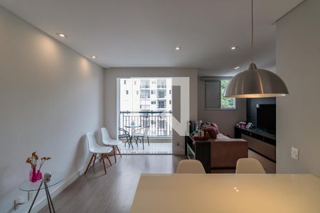 Sala de apartamento para alugar com 2 quartos, 64m² em Jardim Monte Kemel, São Paulo