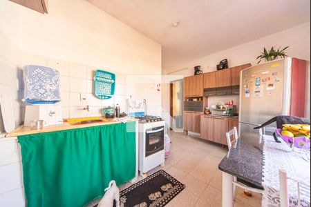 Casa à venda com 126m², 2 quartos e 2 vagas Casa à venda com 126m², 2 quartos e 2 vagasCozinha casa 2